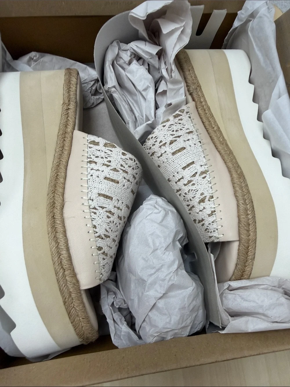 Free People Cream Platform Espadrille Slip-Ons 8.5 brand new